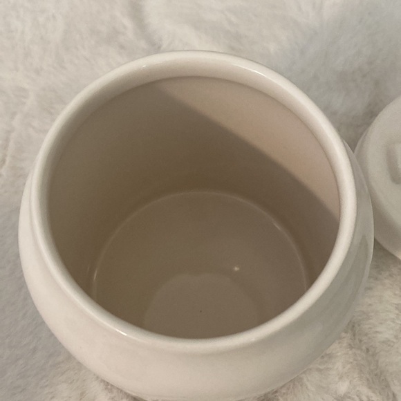 Rae Dunn Flamingo Small Canister - Picture 4 of 5